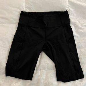 Lululemon Fast and Free High-Rise Short 10" Sz 10 Black